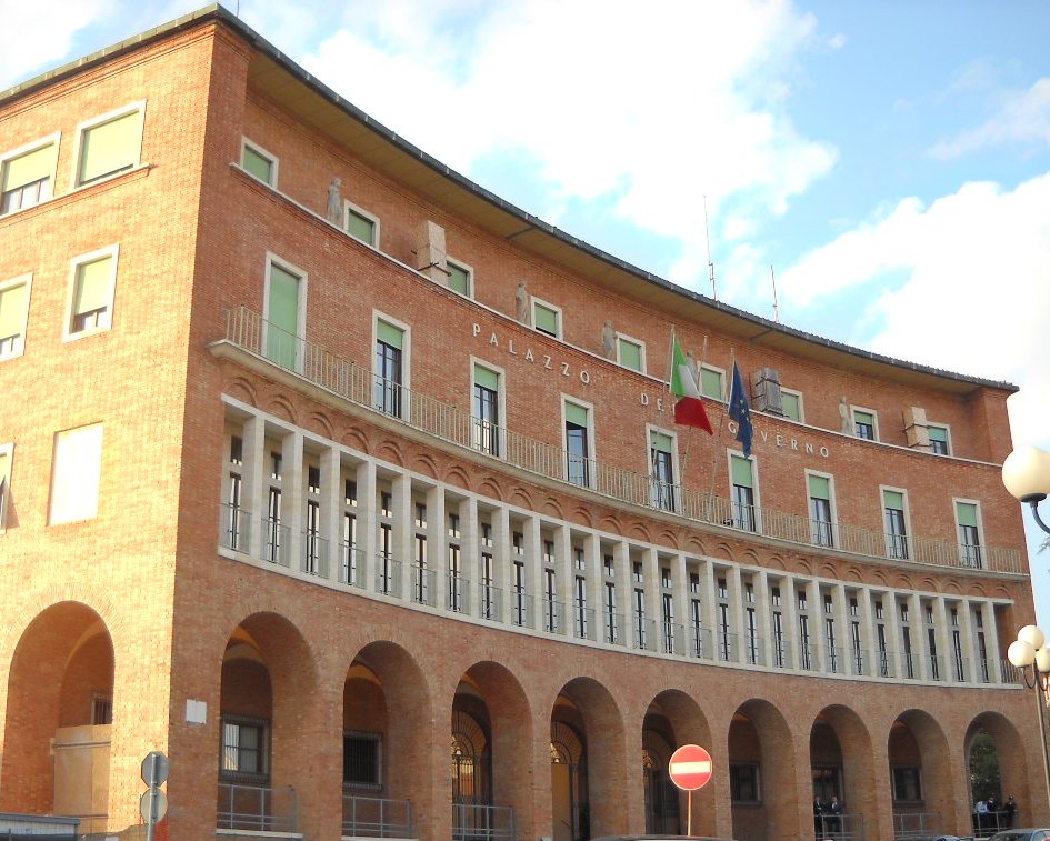 Il Palazzo del Governo di Arezzo, pregevole opera di Giovanni Michelucci